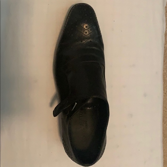 Luis vuitton mens shoes lightly used main image 4
